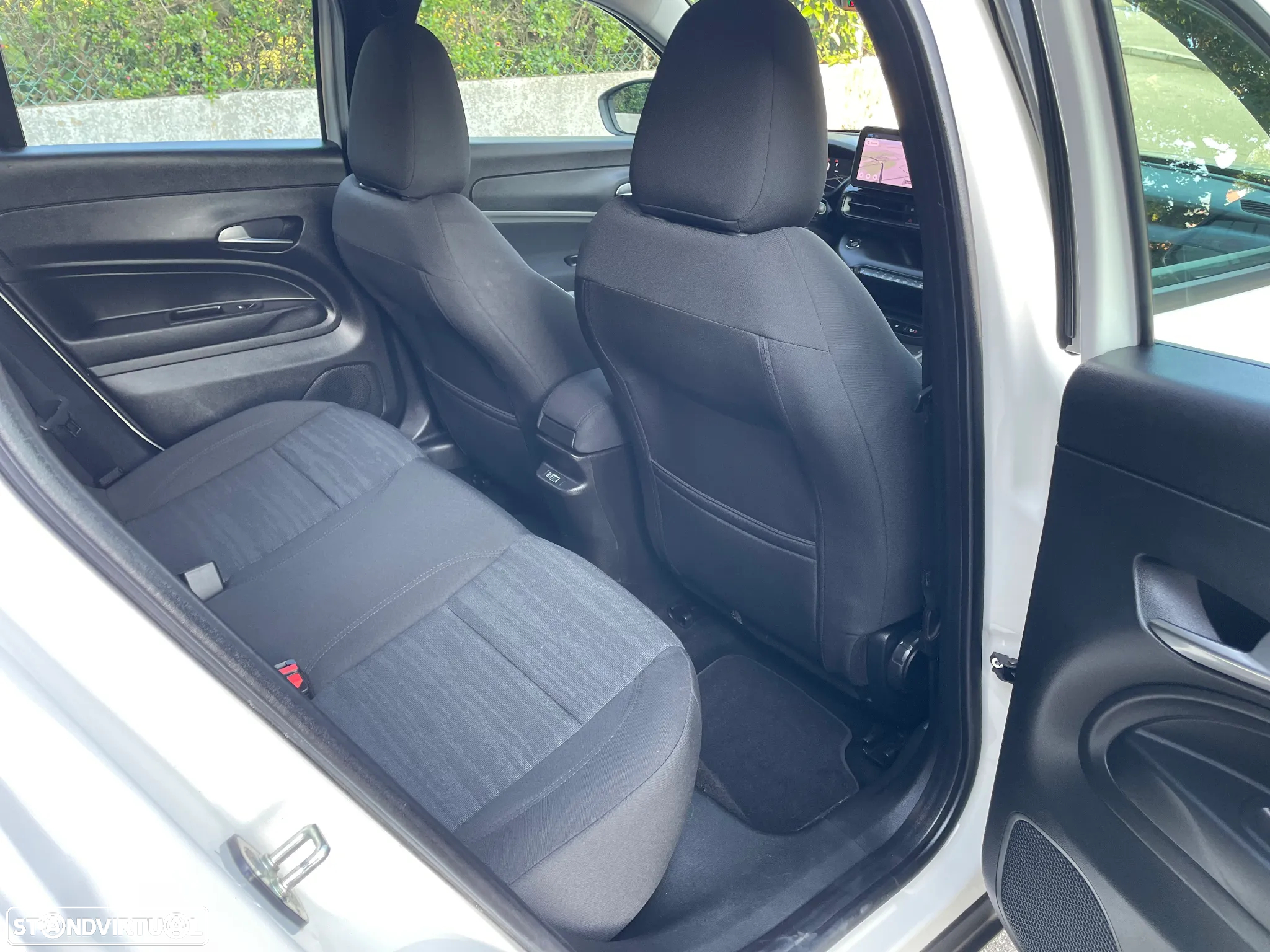 Jeep Avenger 54 kWh Longitude - 28