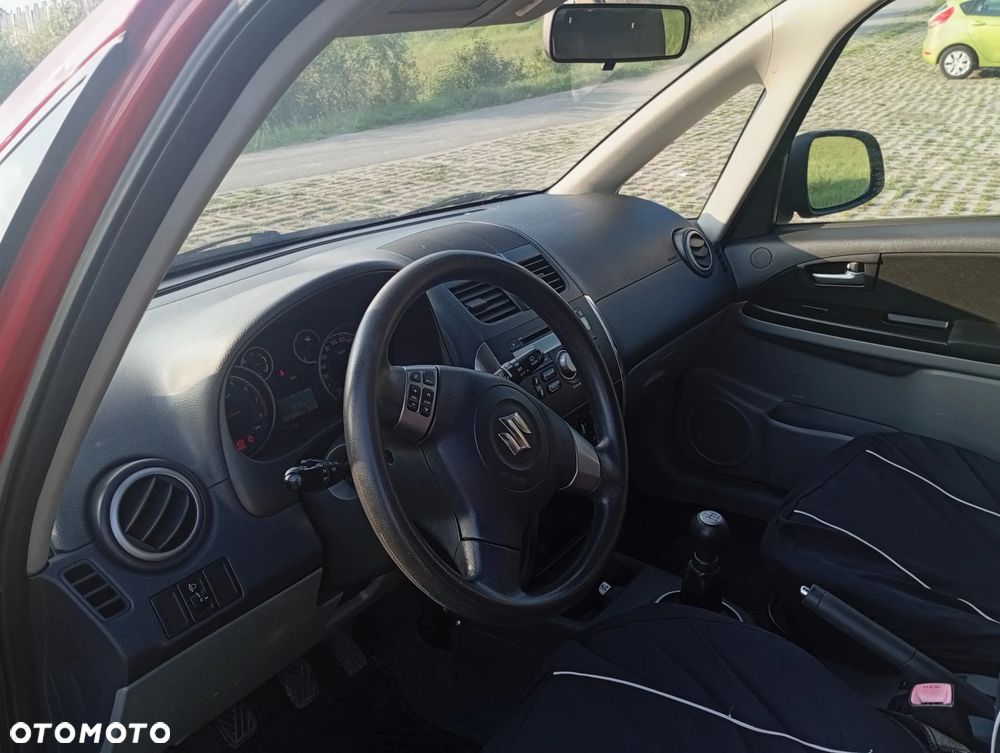 Suzuki SX4 1.6 Comfort 4WD - 11