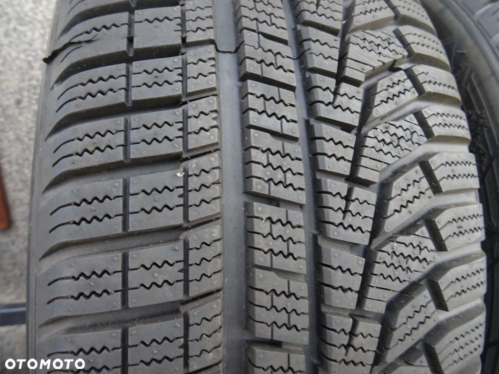 215/55/R16 93H Hankook Winter i Cept Evo 2 - 3