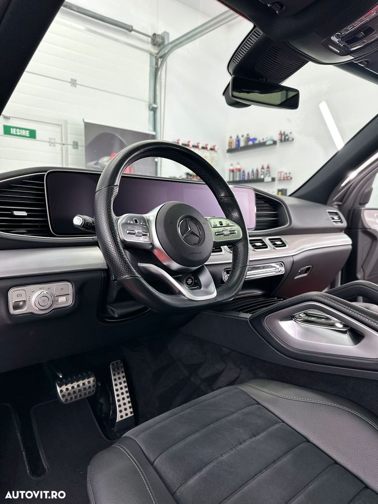 Mercedes-Benz GLE 300 d 4MATIC - 34