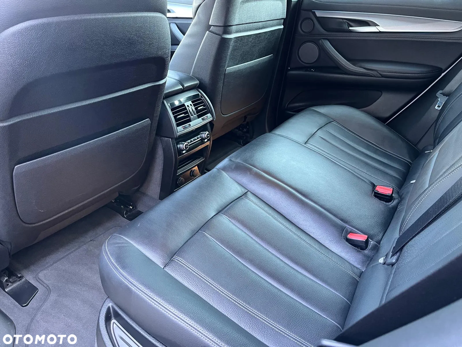 BMW X6 M50d - 24