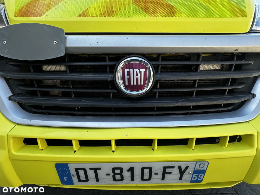 Fiat DUCATO L3H2 2.3 150KM 2015  bez Adblue AMBULANCE 5 miejsc - 9
