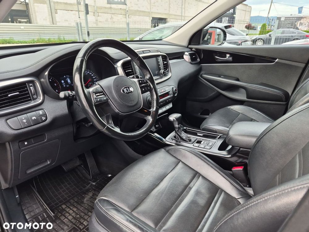 Kia Sorento - 9