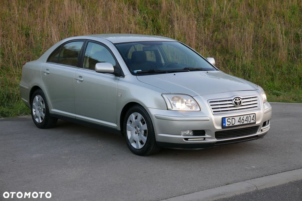 Toyota Avensis - 35