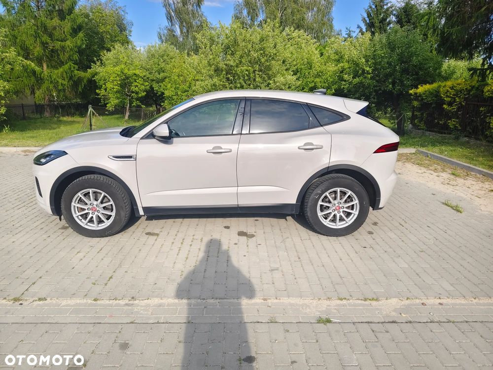 Jaguar E-Pace 2.0 i4D AWD R-Dynamic - 4