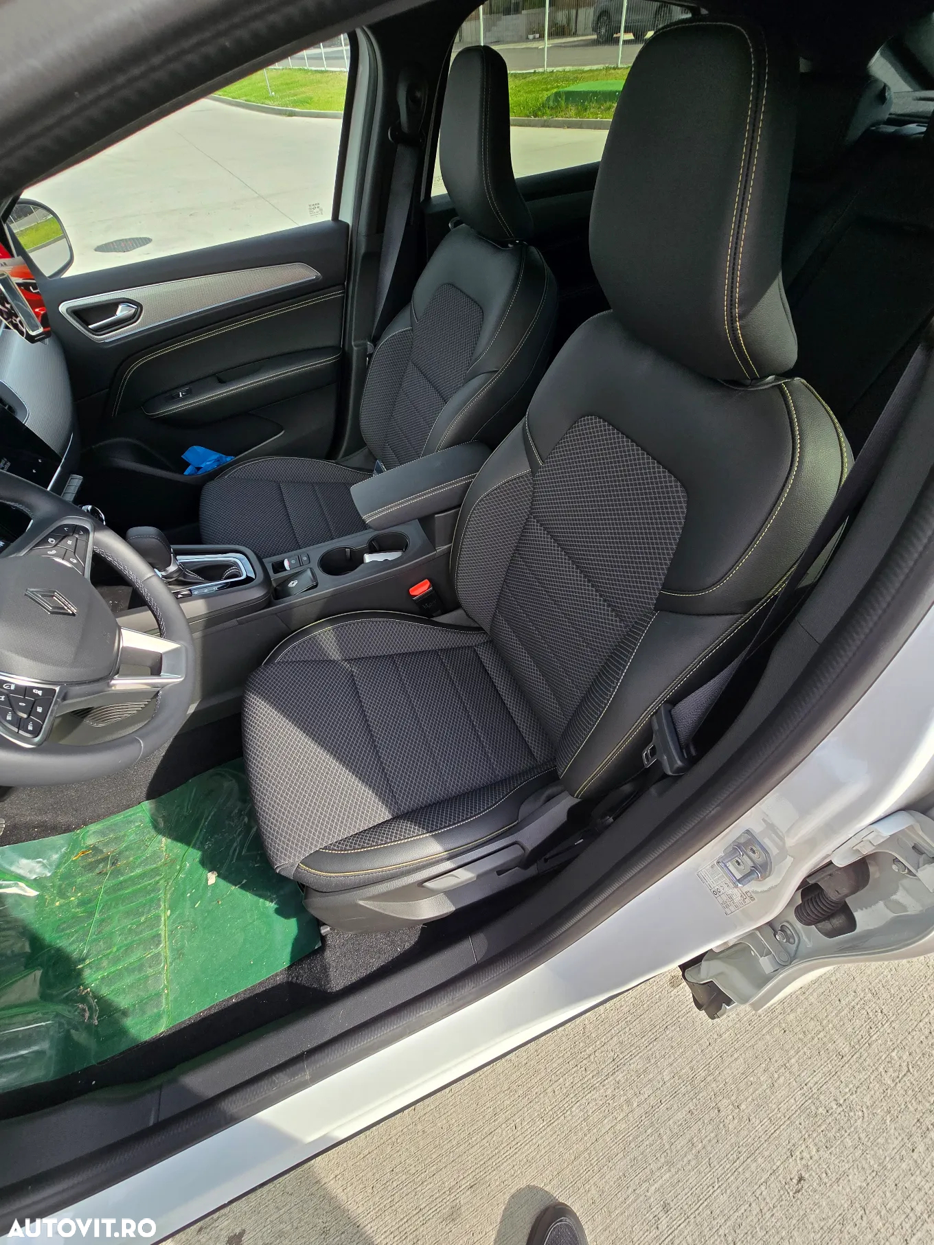 Renault Arkana MHEV 140 EDC Techno - 11