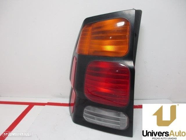 FAROLIM TRASEIRO ESQUERDO MITSUBISHI PAJERO SPORT I 2003 - - 4