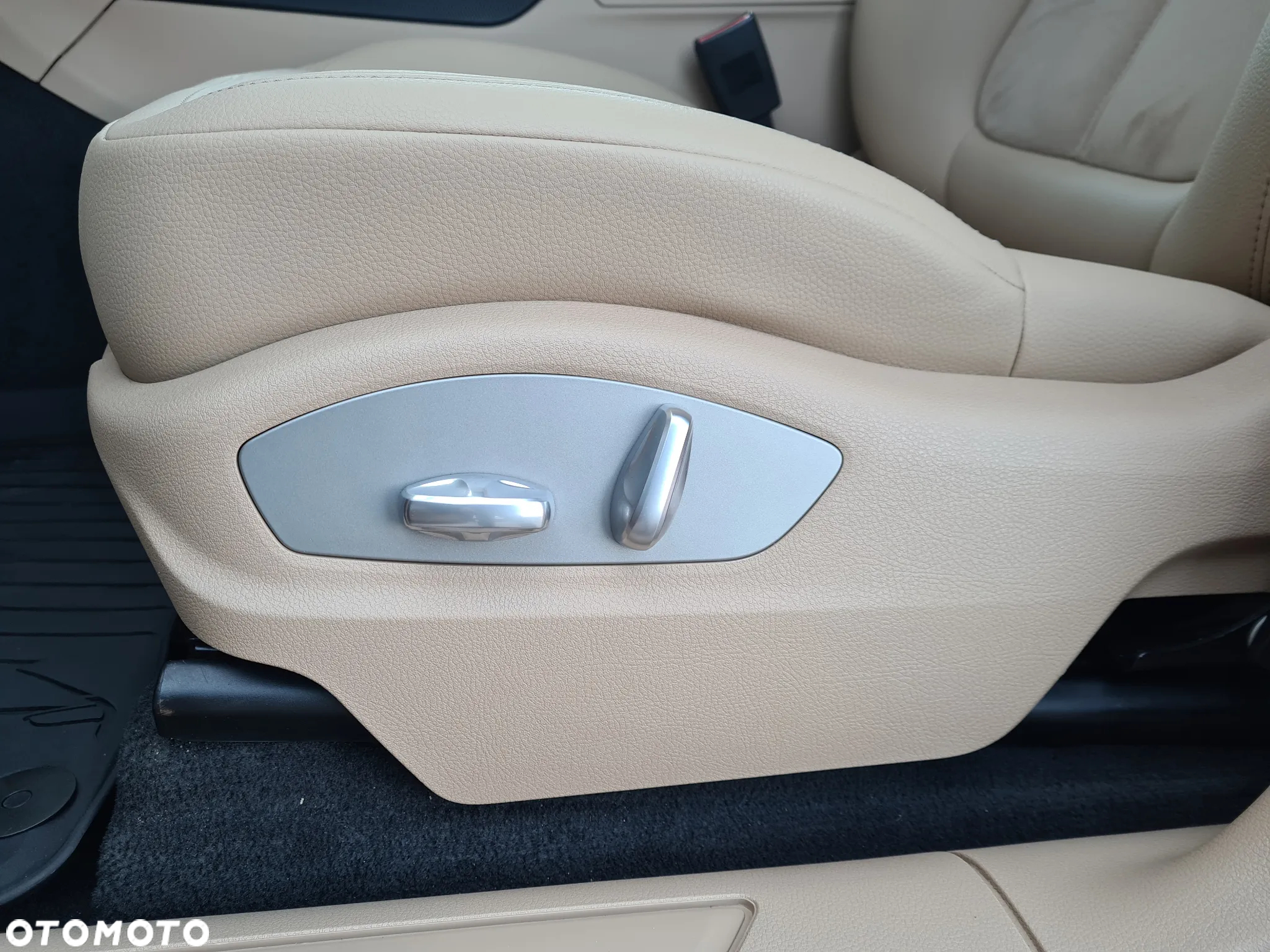 Porsche Macan Standard - 14