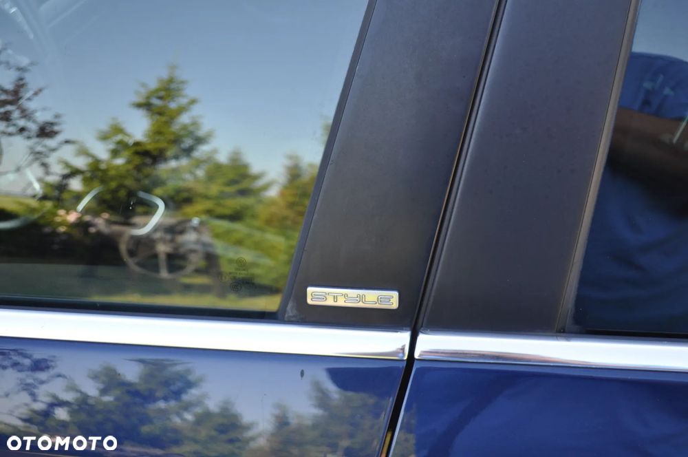 Volkswagen Golf 1.6 TDI Highline - 18