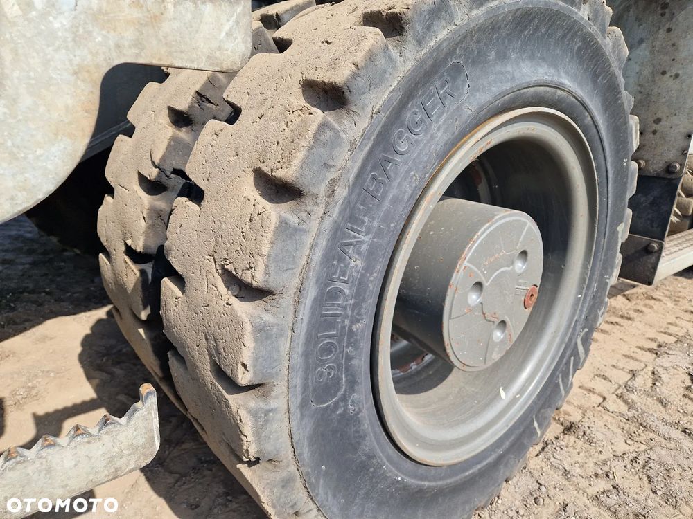 Sennebogen 821E jak FUCHS CAT M500 - 18