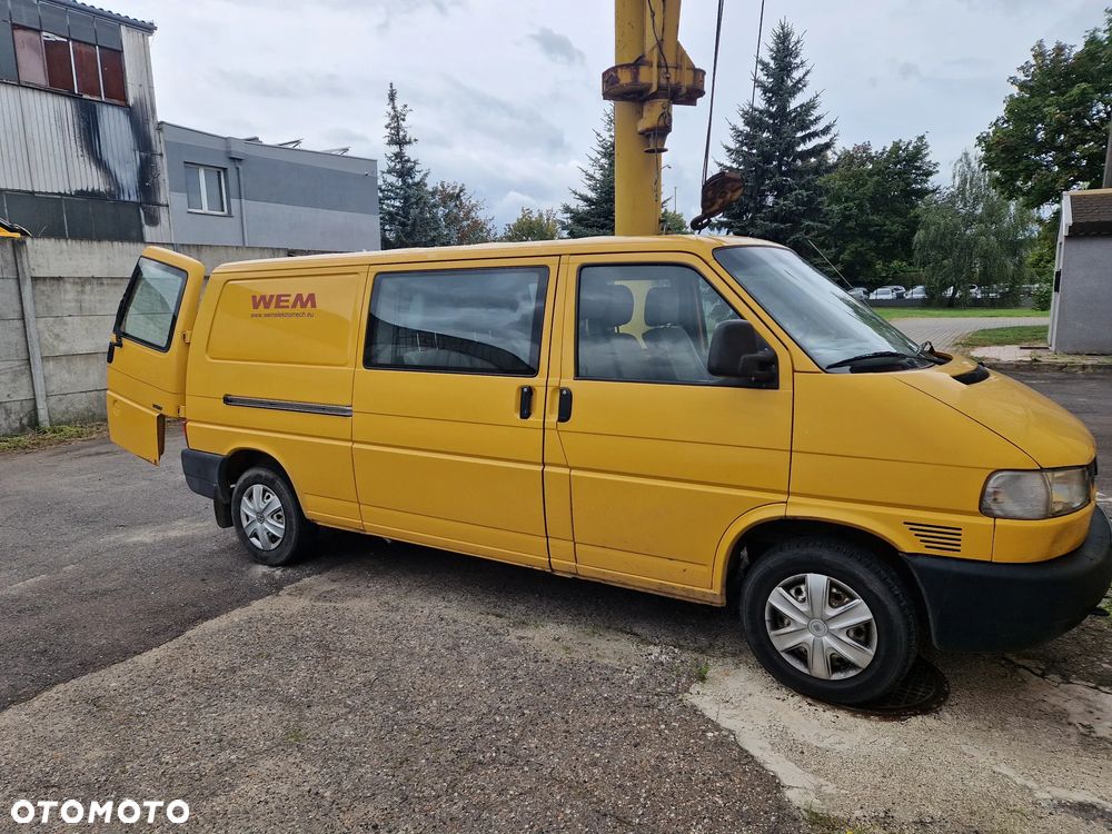 Volkswagen Transporter - 4