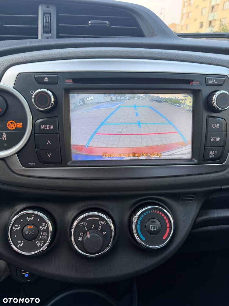 Toyota Yaris 1.33 Premium MS EU6 - 13