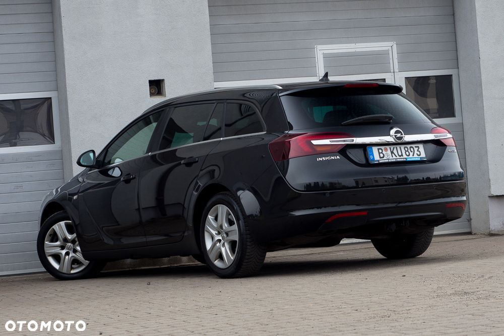 Opel Insignia 1.6 T Cosmo S&S - 10