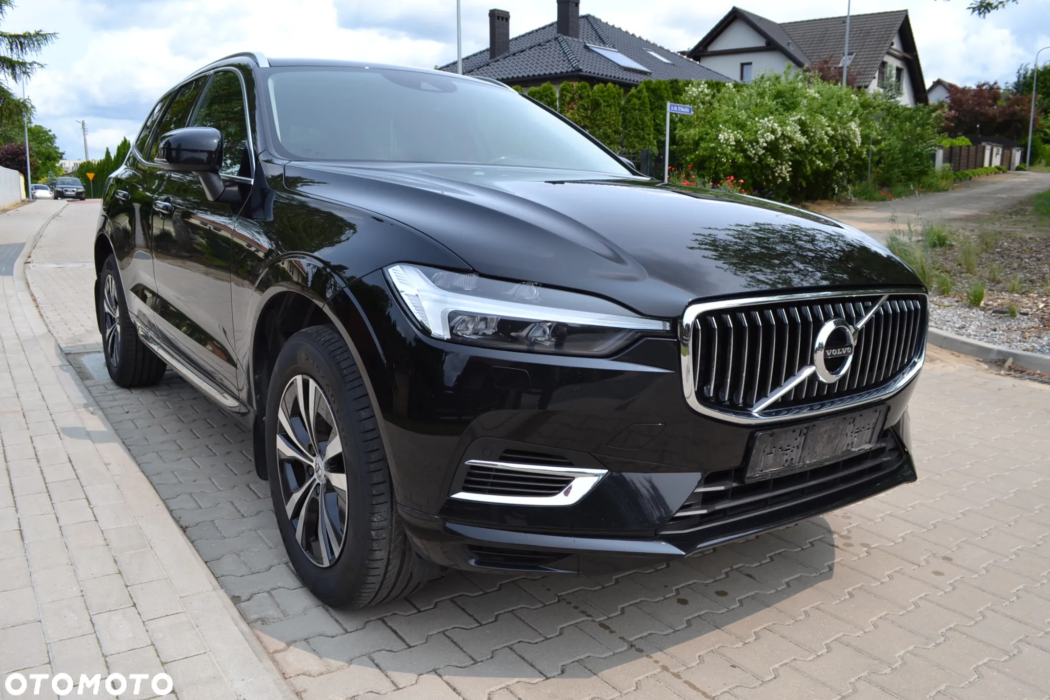 Volvo XC 60 T6 Plug-In Hybrid AWD Inscription Expression - 2