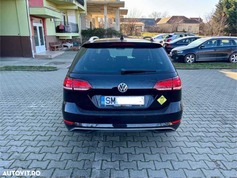 Volkswagen Golf 2.0 TDI DSG Comfortline - 11