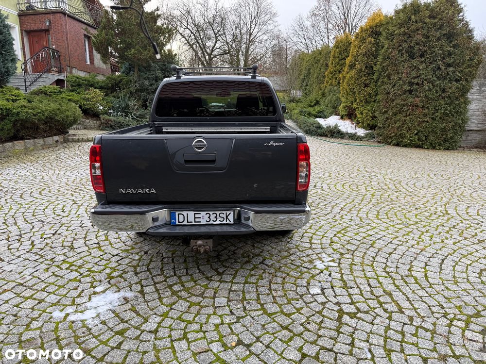 Nissan Navara 2.5 D SE - 6