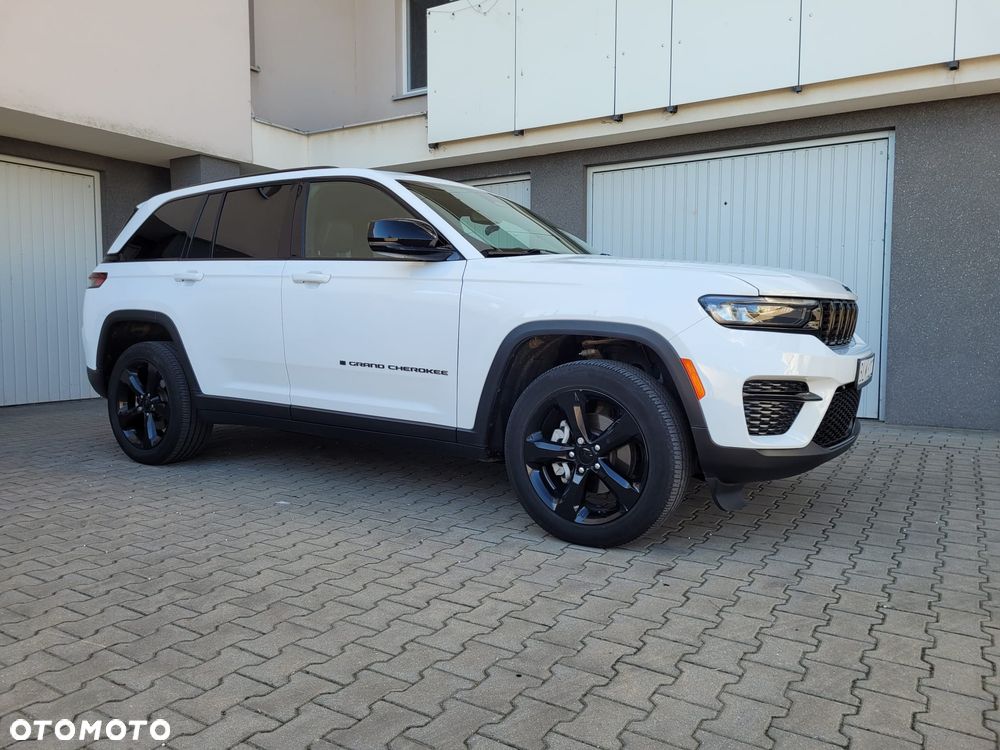 Jeep Grand Cherokee - 2