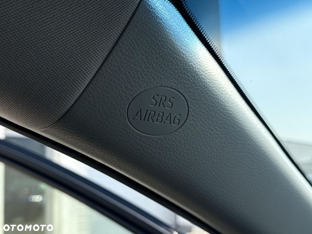 Toyota Camry 2.5 Hybrid Executive CVT - 24