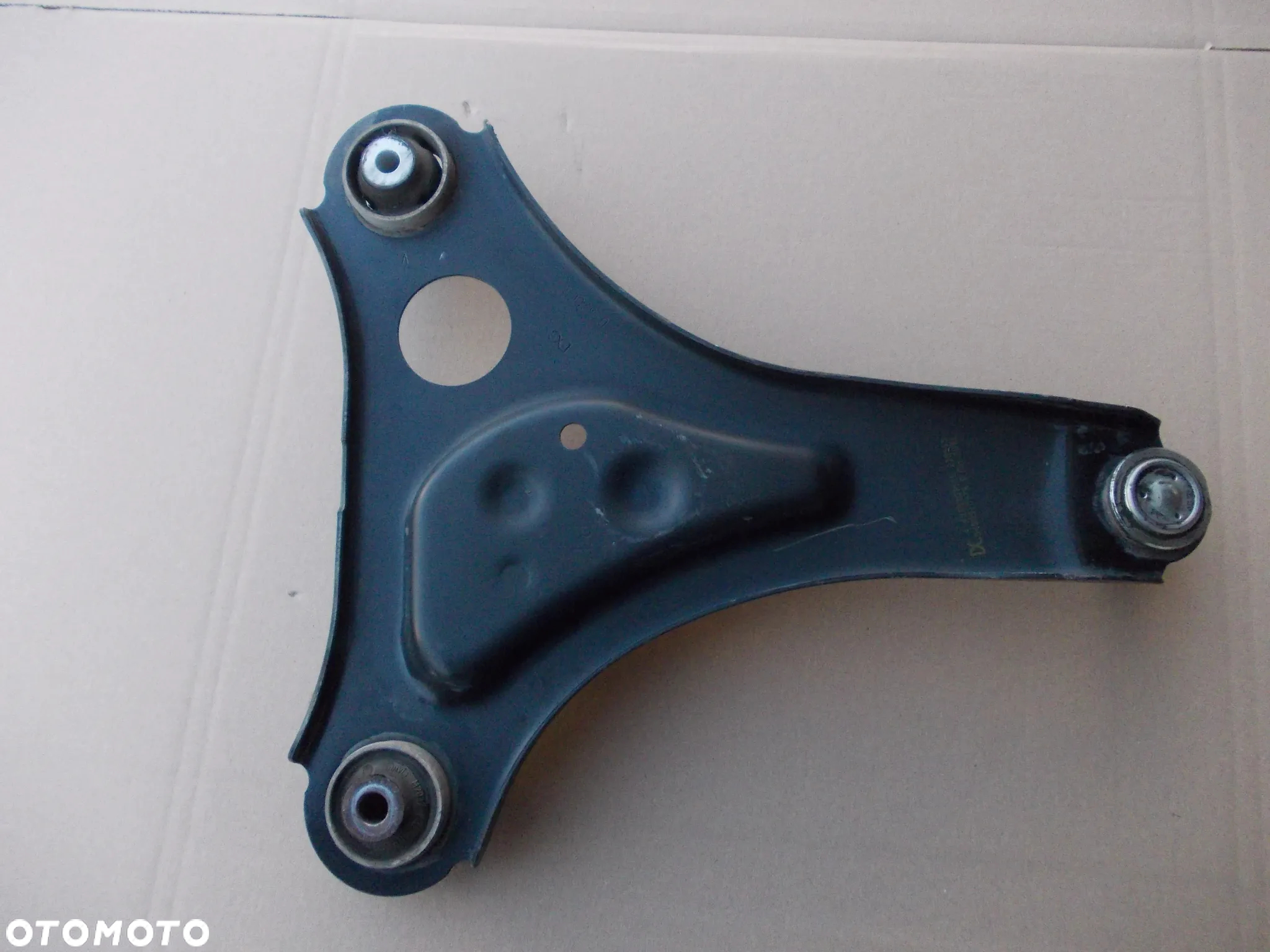 Wahacz lewy przód Smart fortwo 453 Renault Twingo III - 4