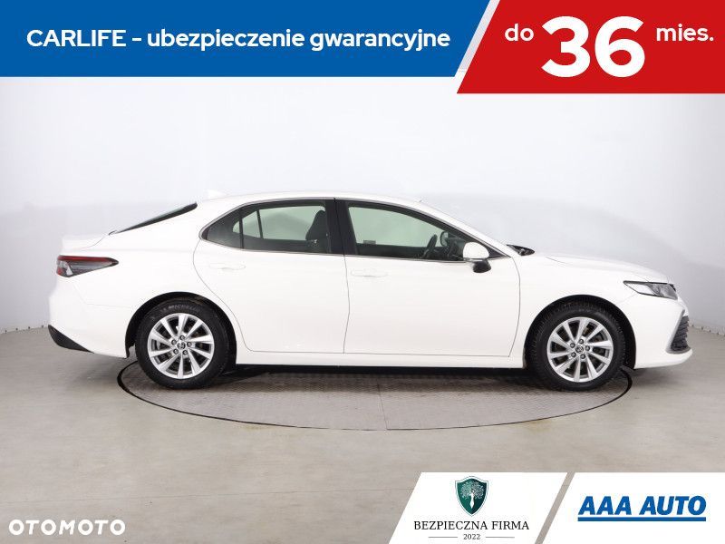 Toyota Camry - 8