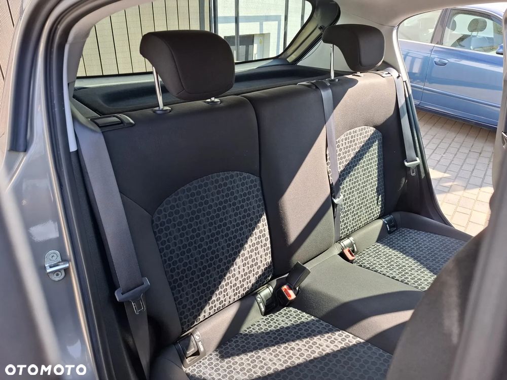 Opel Corsa 1.4 16V Automatik Cosmo - 23