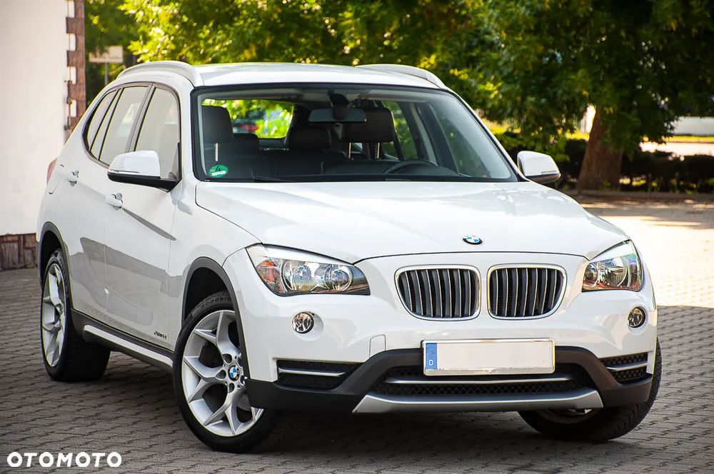 BMW X1 xDrive18d xLine - 17