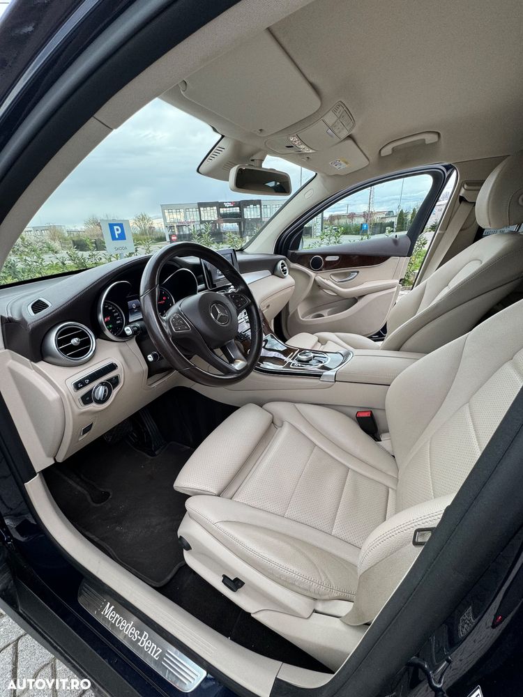 Mercedes-Benz GLC Coupe 220 d 4MATIC - 10