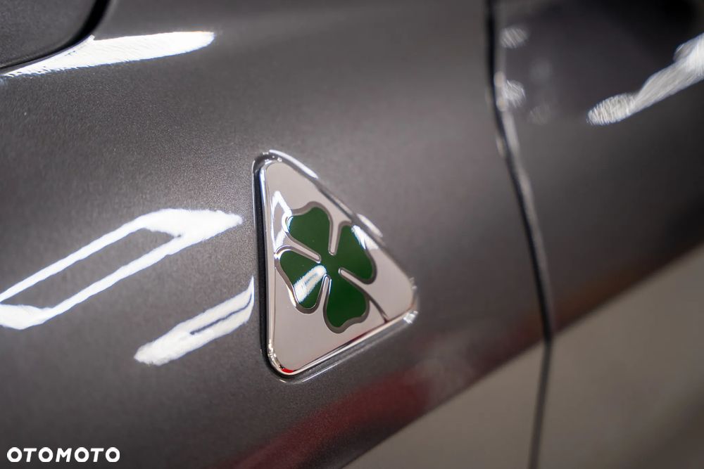 Alfa Romeo Giulia 2.9 Bi Turbo V6 Quadrifoglio - 13
