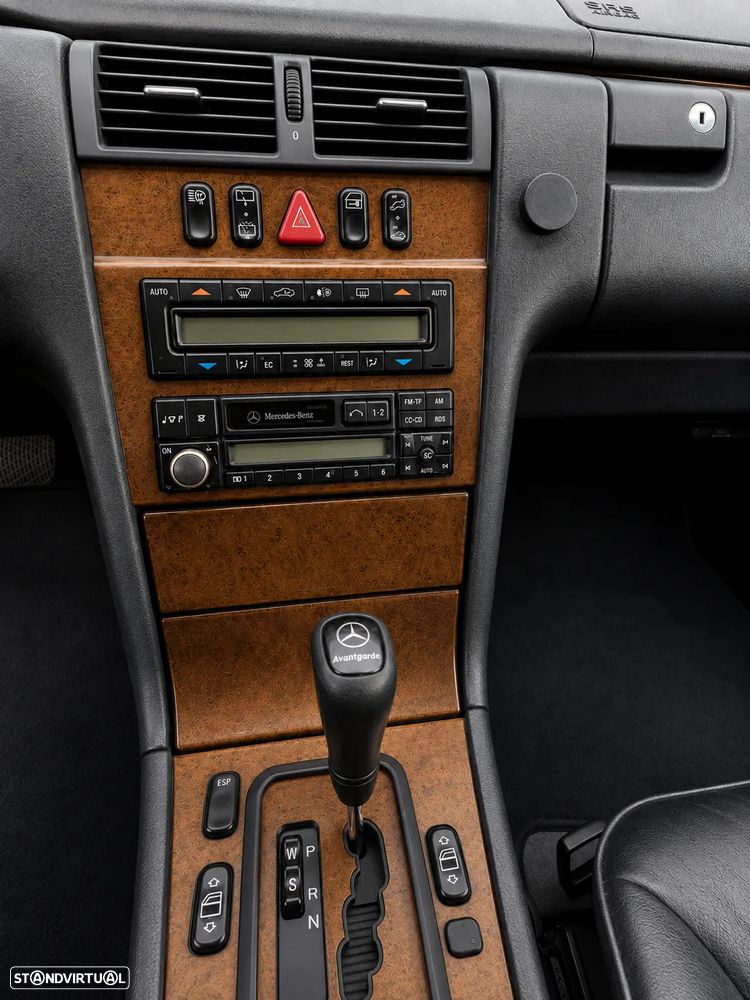 Mercedes-Benz E 270 - 10