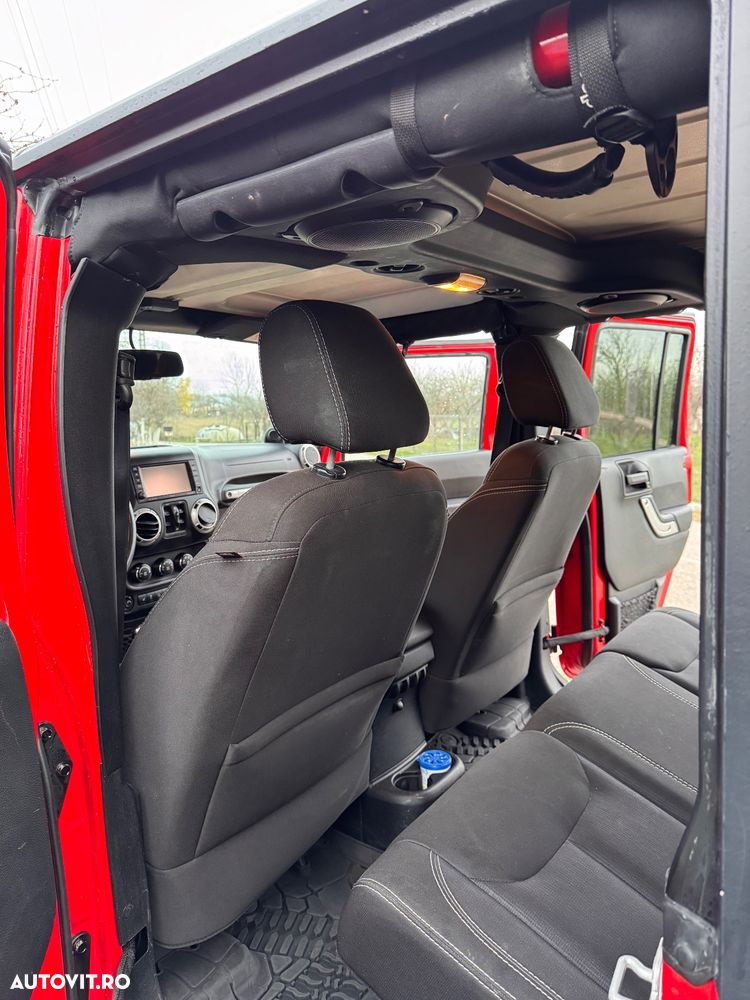 Jeep Wrangler Unlimited 2.8 CRD AT Rubicon - 27