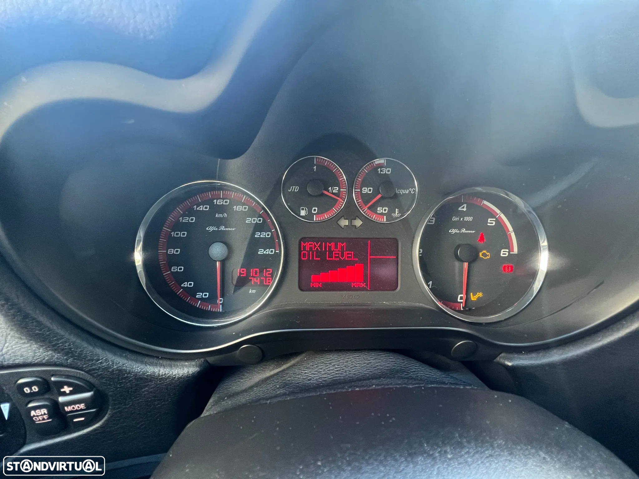 Alfa Romeo 147 1.9 JTD 16V Q2 - 8