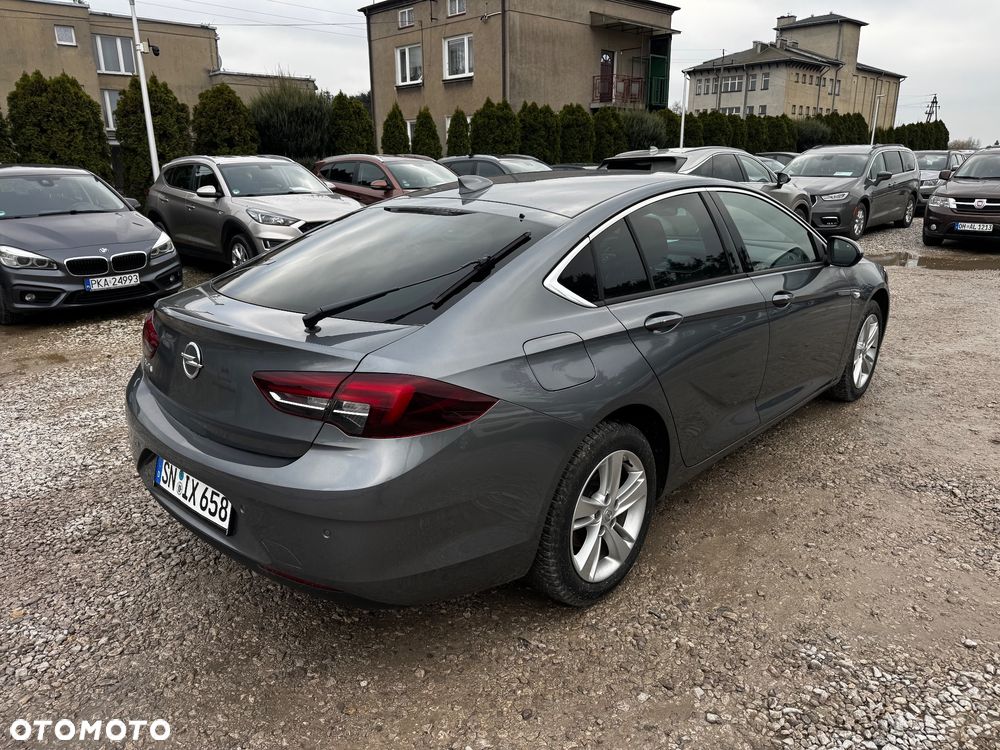 Opel Insignia 1.5 T Enjoy S&S - 19
