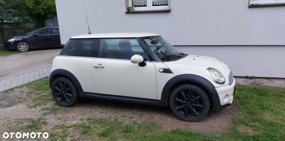 MINI Cooper D - 4