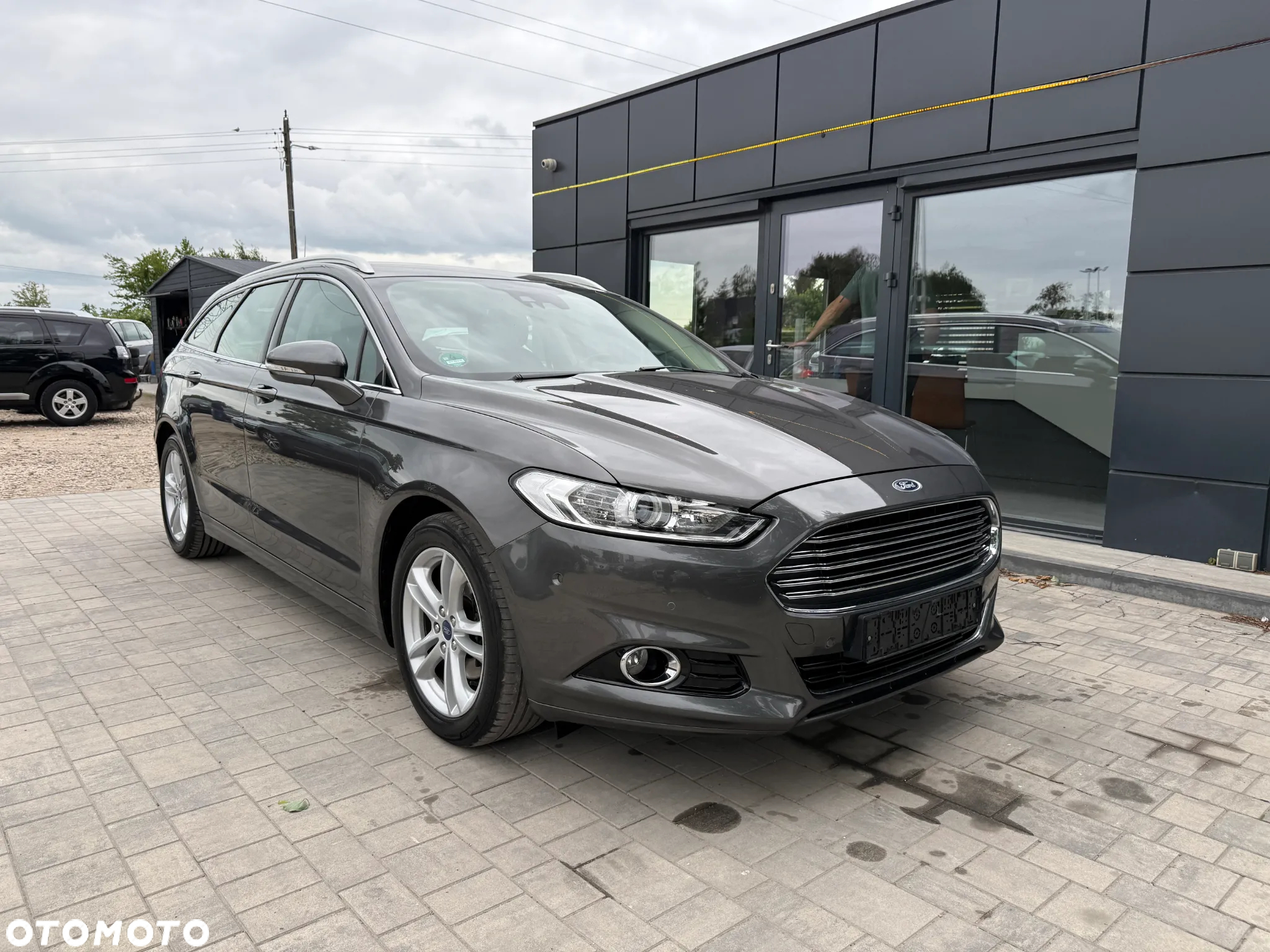Ford Mondeo 2.0 TDCi Ambiente - 3