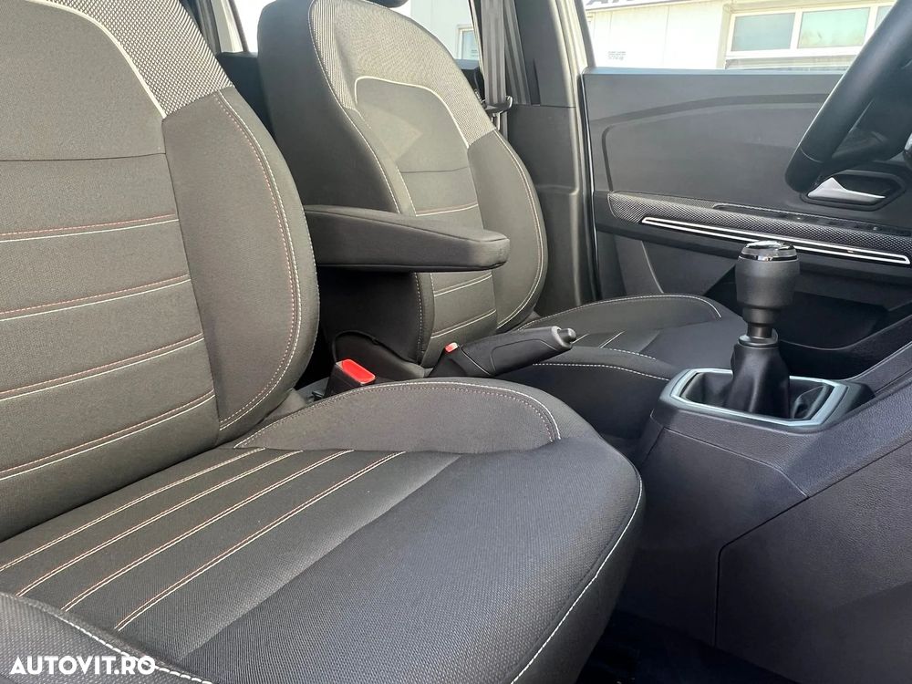 Dacia Jogger 5 locuri TCe 110 SL Extreme - 23
