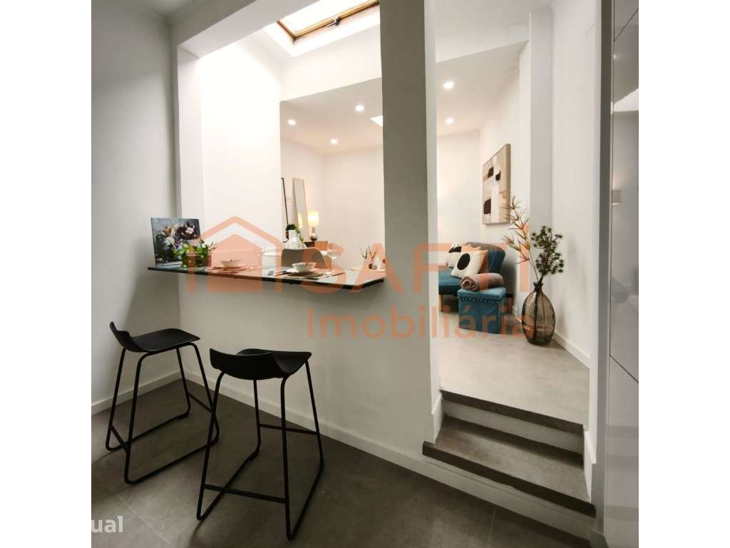 Apartamento T3 remodelado, no Centro de Lisboa - Grande imagem: 3/9