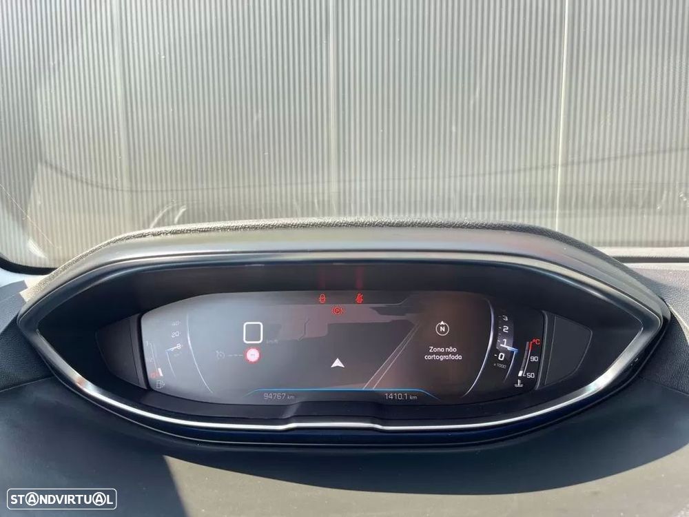 Peugeot 3008 1.5 BlueHDi Active - 16