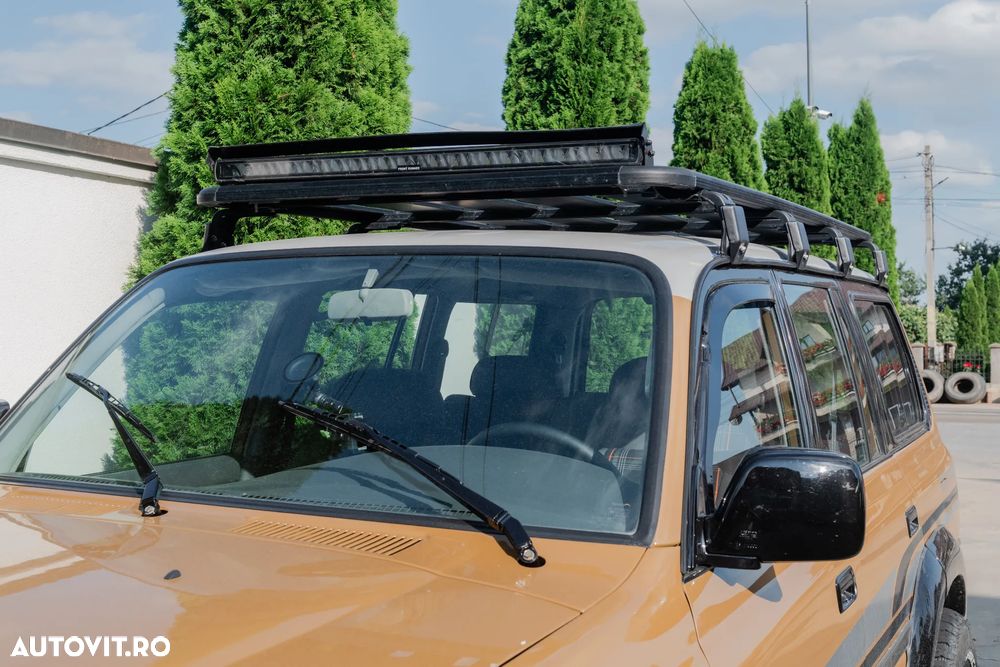 Toyota Land Cruiser - 8