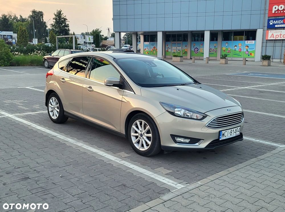 Ford Focus 1.5 EcoBoost STart-Stopp-System TITANIUM - 4