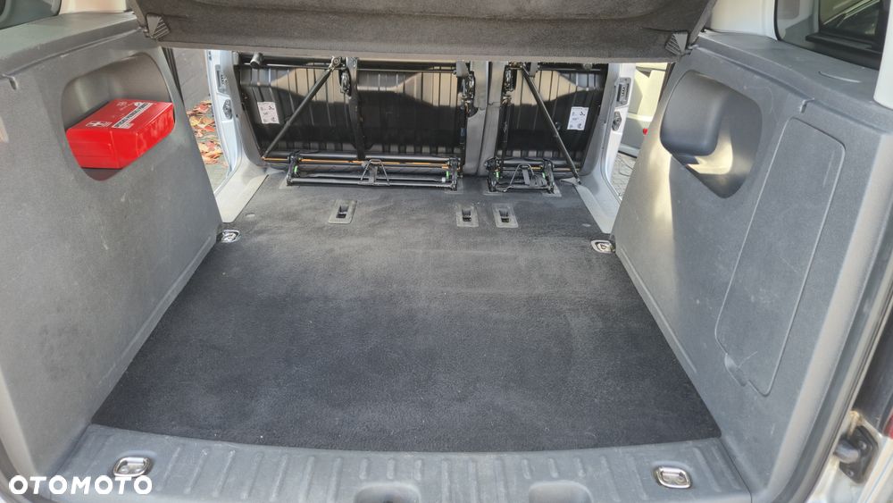 Volkswagen Caddy - 20