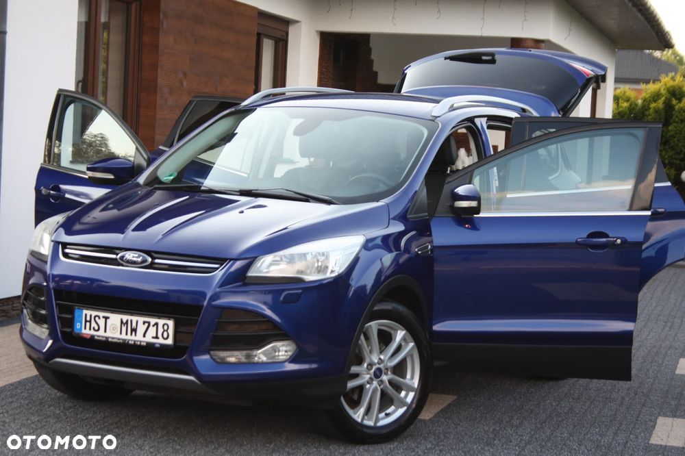 Ford Kuga 1.6 EcoBoost 2x4 Titanium - 1