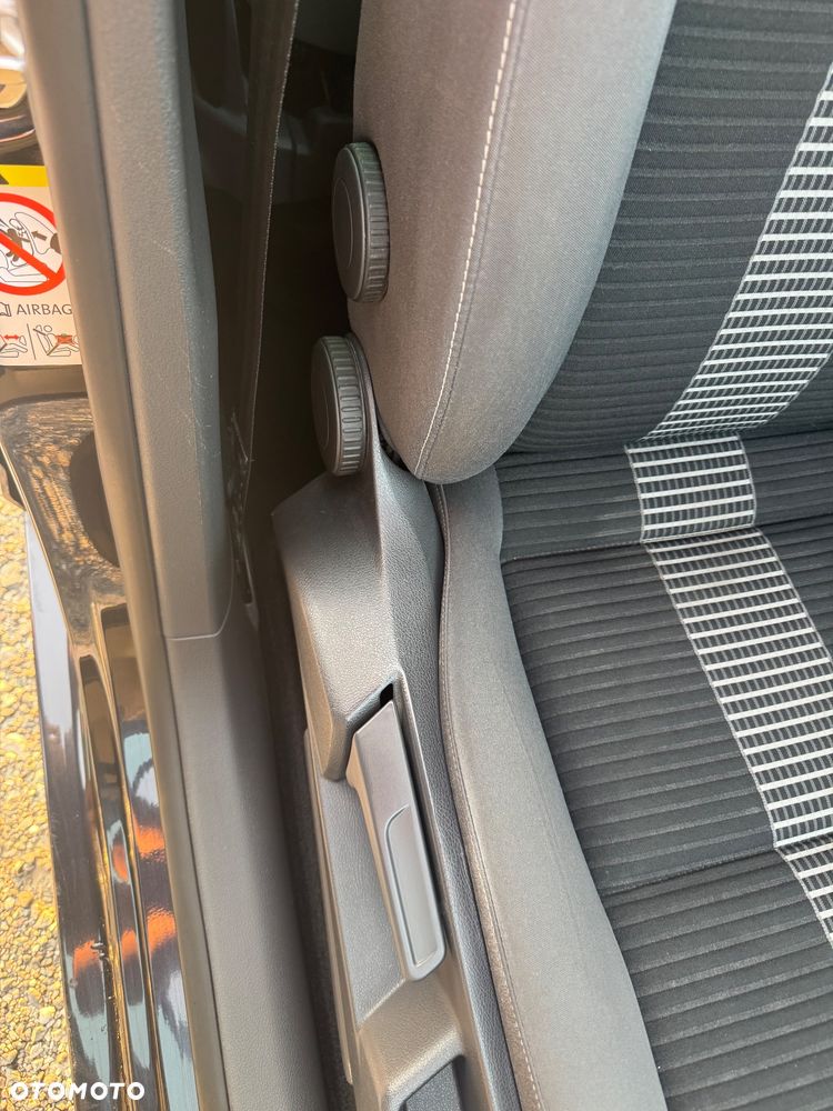 Volkswagen Golf Plus 1.9 TDI Comfortline - 15
