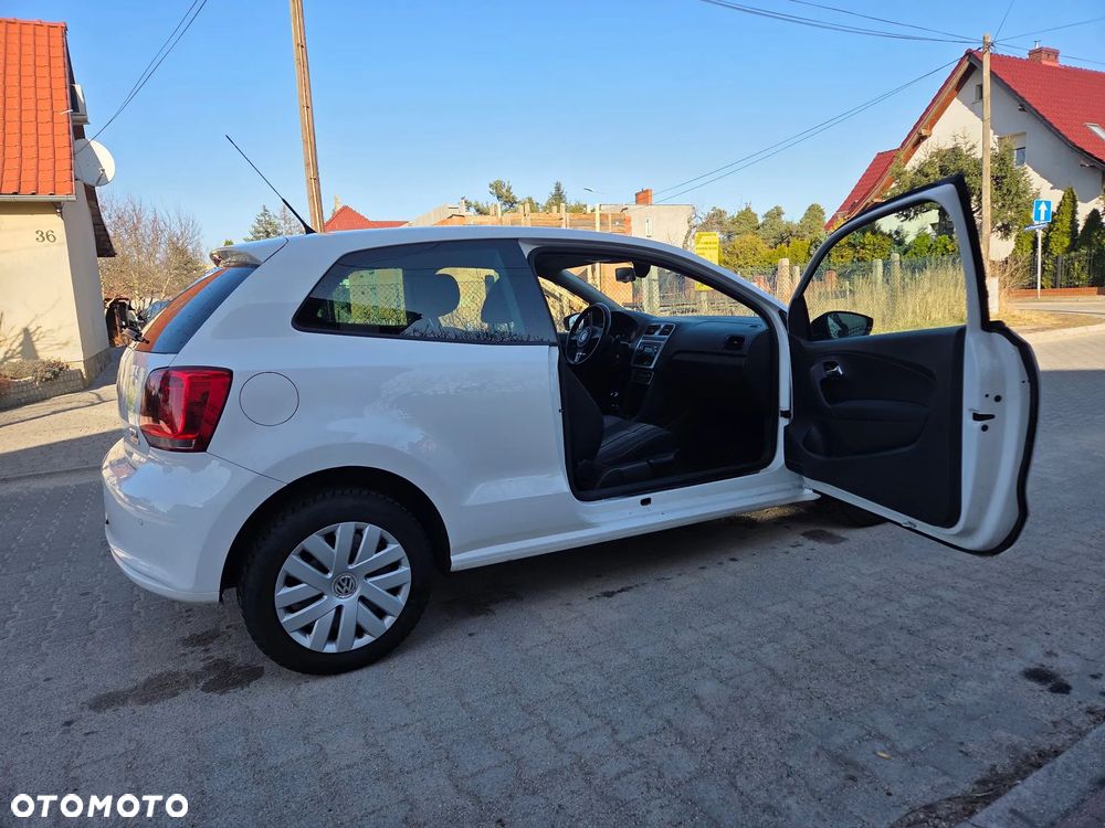 Volkswagen Polo 1.6 TDI DPF BlueMot Comfortline - 16