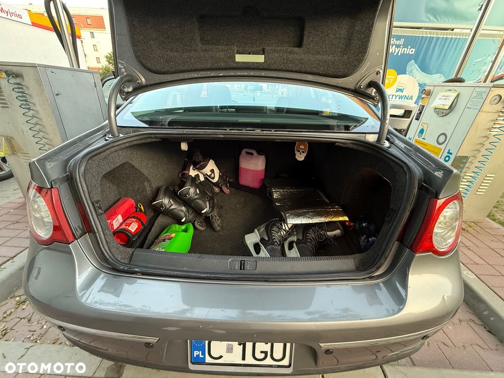 Volkswagen Passat 2.0 Turbo FSI Automatik Individual - 8