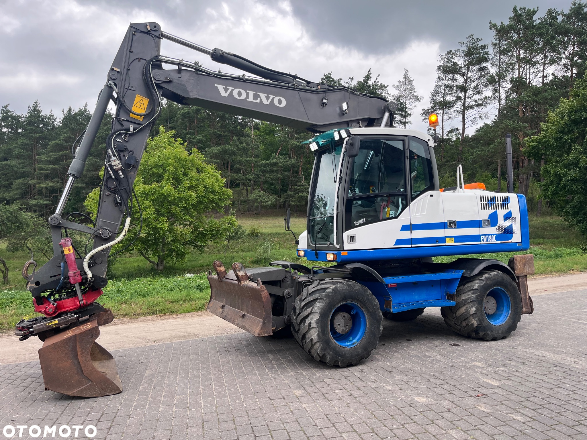 Volvo EW180C - 2