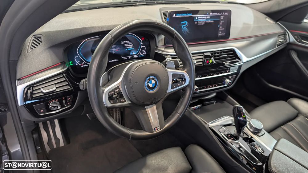BMW 530 e Pack M - 13