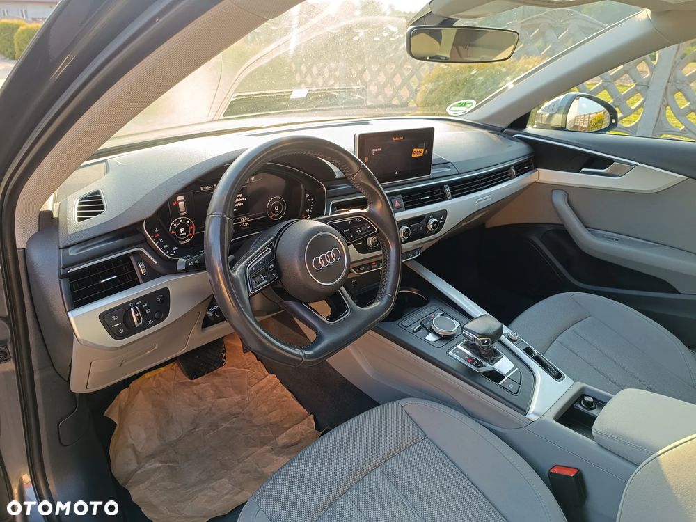 Audi A4 Avant 2.0 TDI S tronic quattro - 10