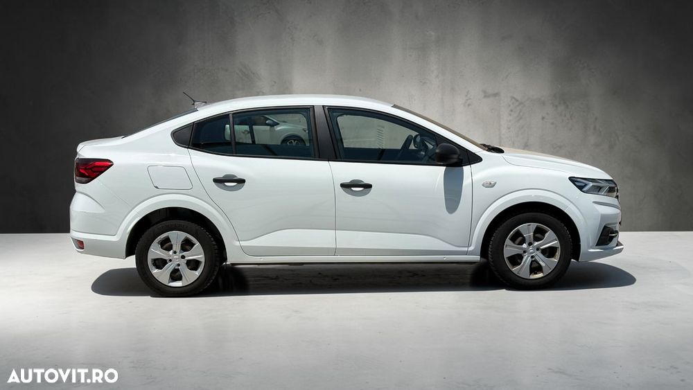 Dacia Logan TCe 90 MT5 Essential - 9