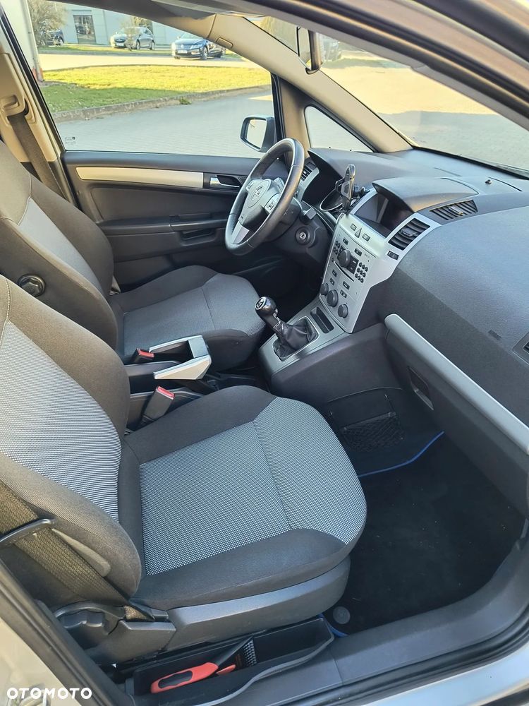 Opel Zafira 1.9 CDTI Enjoy - 12