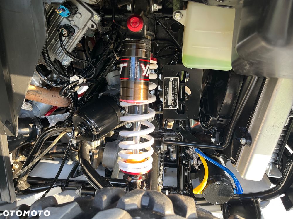 CFMoto CForce - 8